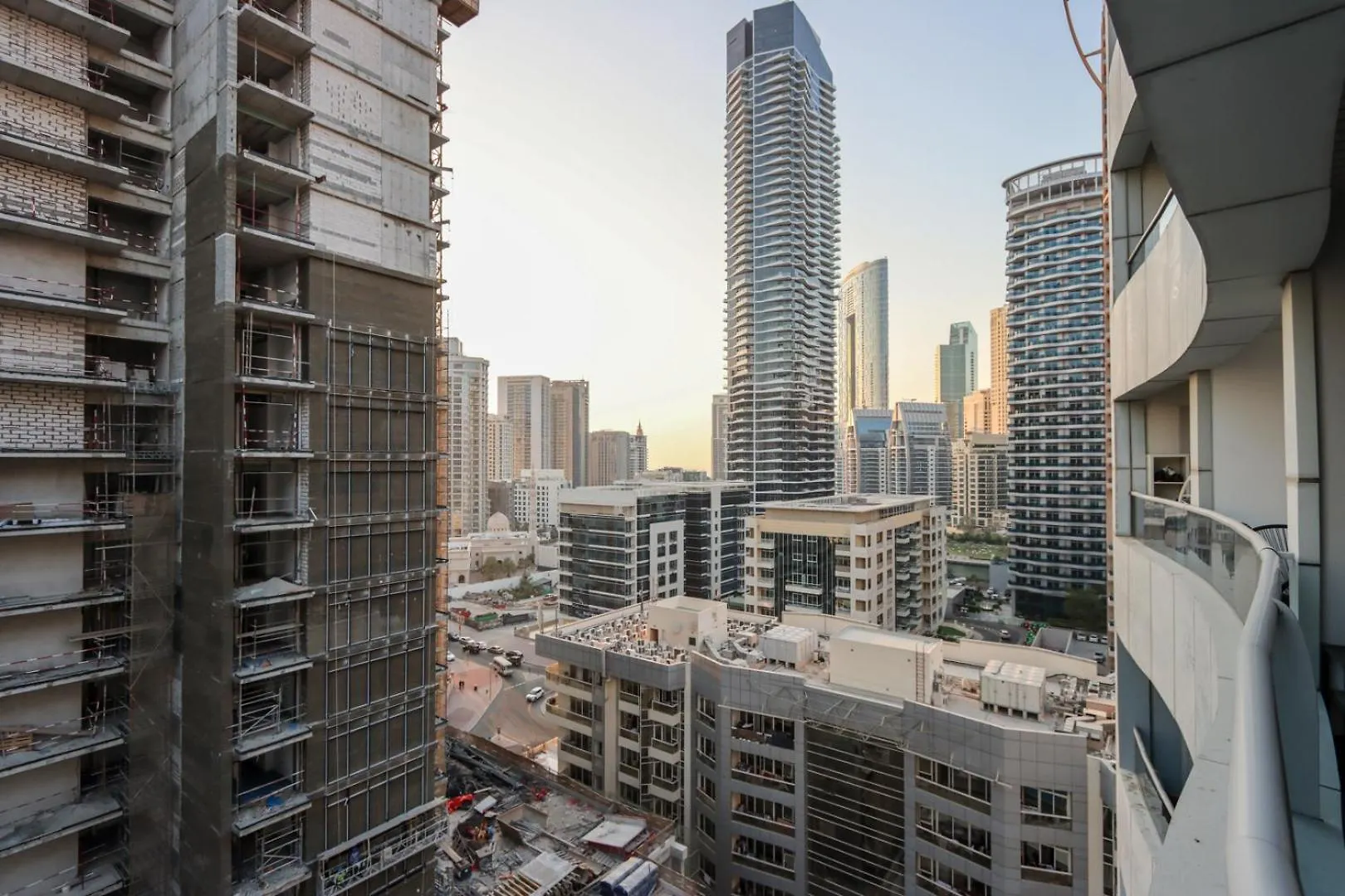 Livbnb - Casa Aruri,1B Marina Escape Near Metro, Mall And Promenade Dubai United Arab Emirates