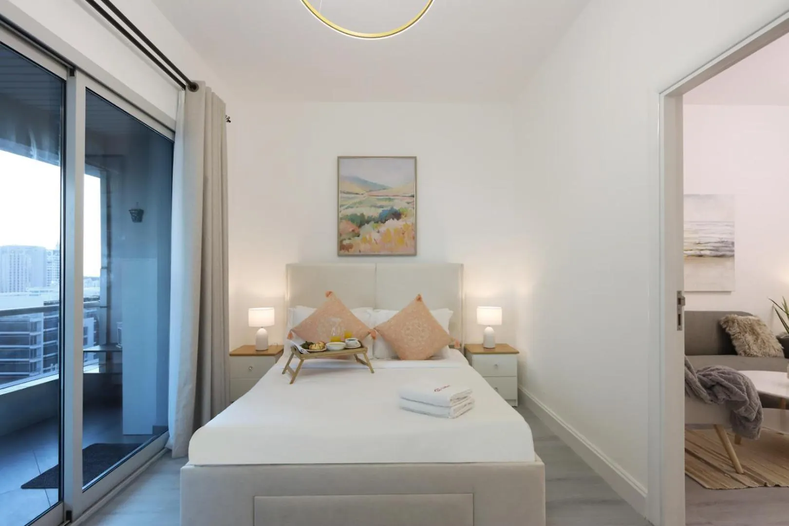 Apartment Livbnb - Casa Aruri,1B Marina Escape Near Metro, Mall And Promenade Dubai