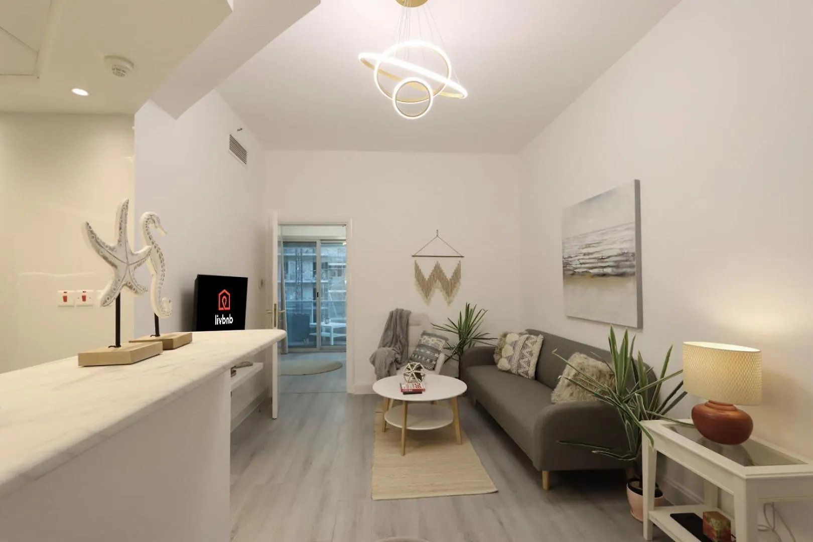 Livbnb - Casa Aruri,1B Marina Escape Near Metro, Mall And Promenade Dubai