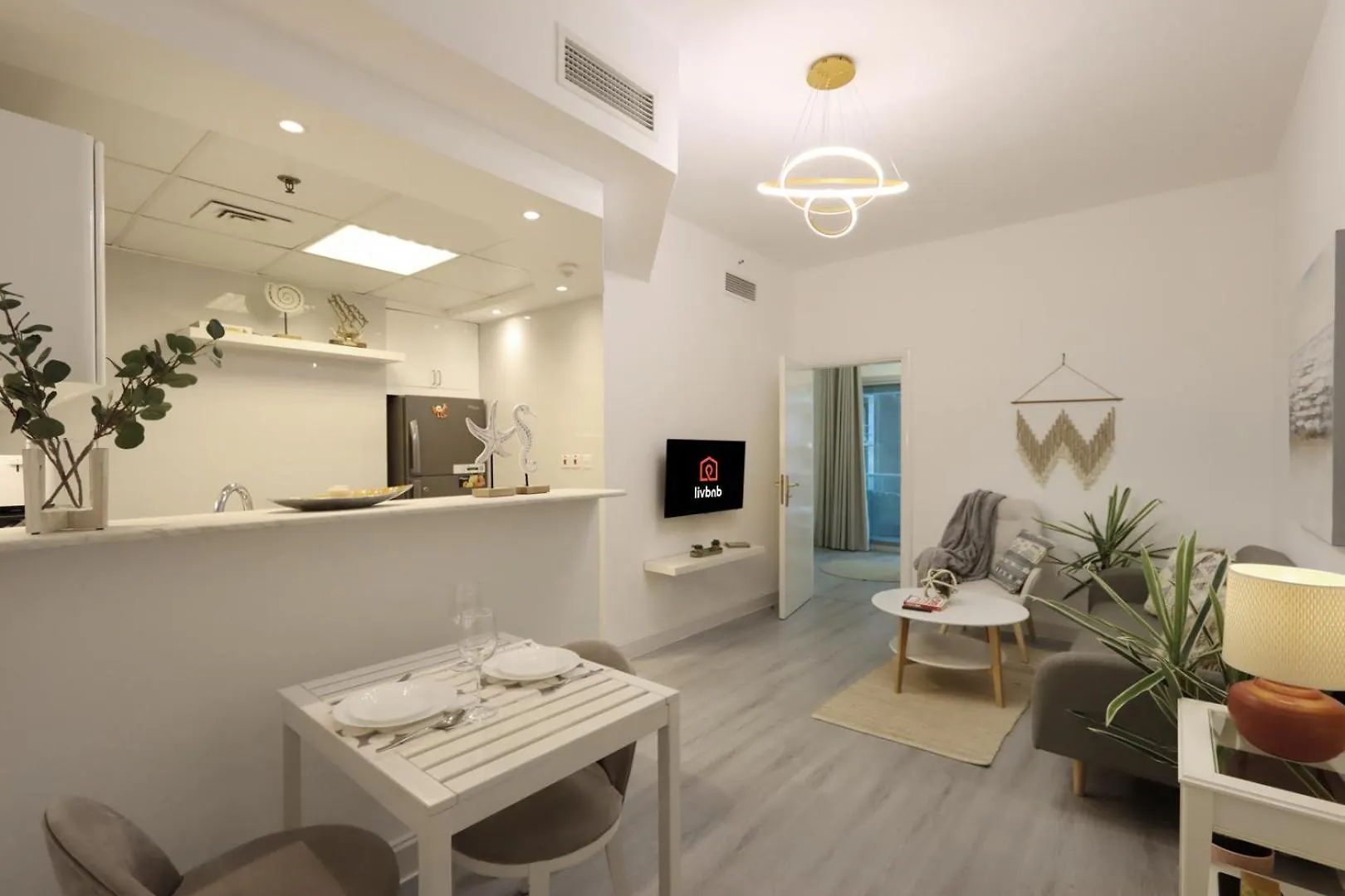 Apartment Livbnb - Casa Aruri,1B Marina Escape Near Metro, Mall And Promenade Dubai