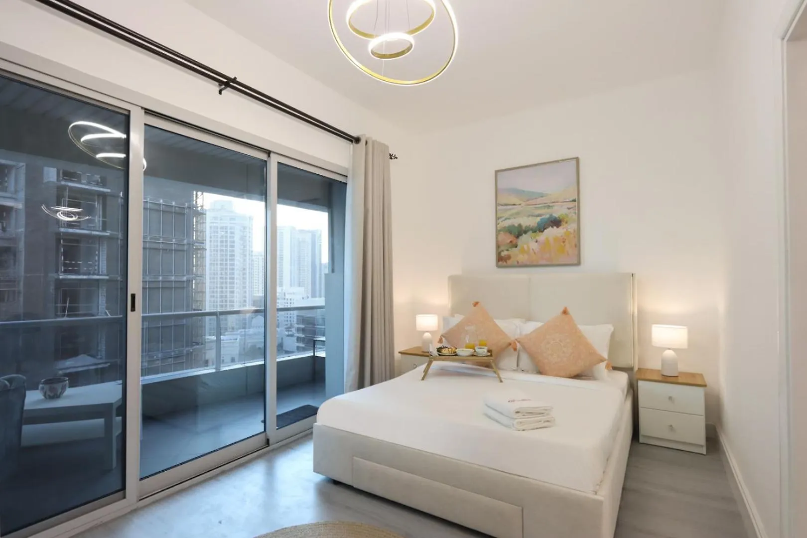 Livbnb - Casa Aruri,1B Marina Escape Near Metro, Mall And Promenade Dubai 0*,